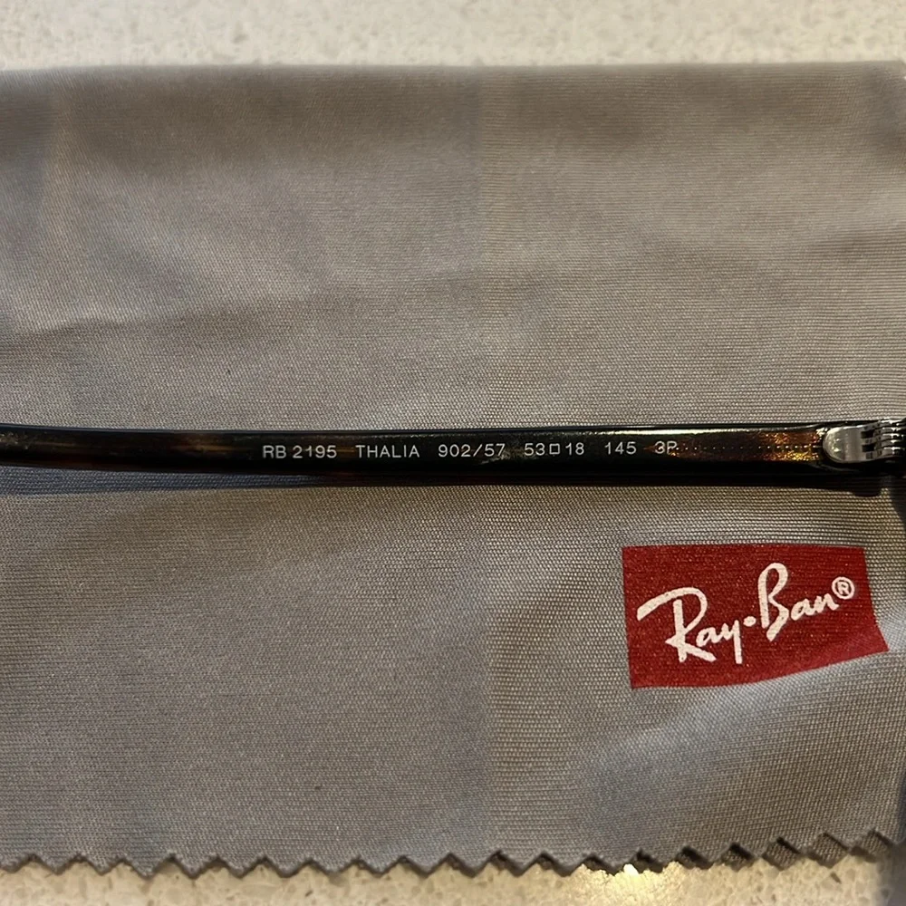 Ray-Ban Thalia Sunglasses - tortoiseshell - Picture 6 of 7